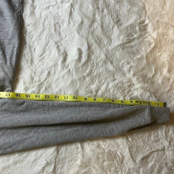 Vintage Hello Kitty Gray Sweatshirt - Picture 6 of 7